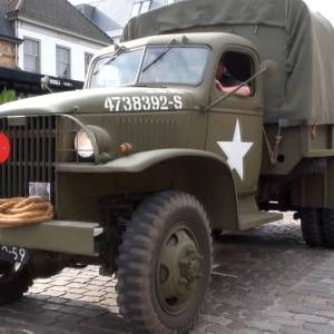 De geschiedenis dendert opnieuw over de Brabantse wegen (video)