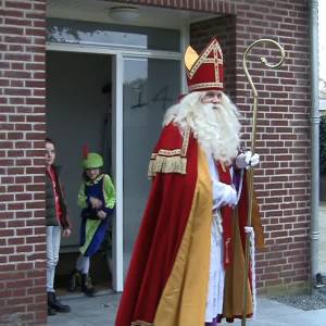 Sint gaat in Boerdonk van huis naar huis