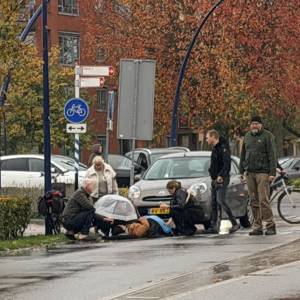Fietser aangereden op de Iepenlaan in Veghel