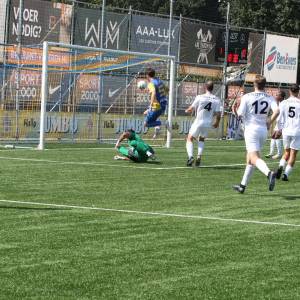 Blauw Geel ’38 vernedert UNA en verovert koppositie in derde divisie