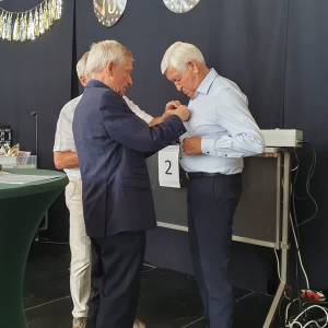 Zilveren Bondsspeld voor Frans van Oorschot