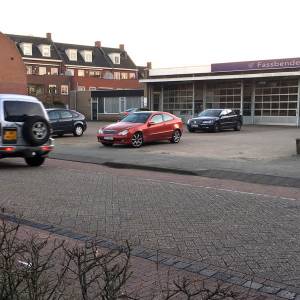 Fiat garage aan de Hoofdstraat maakt plaats voor woningen