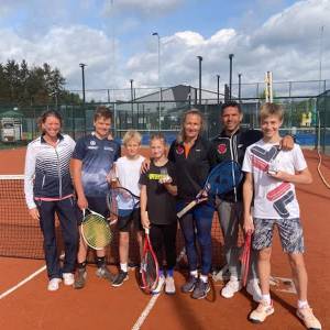 Oekraïense jeugd van De Krekel bij Brabantse Tennis Kampioenschappen