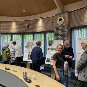 Architecten presenteren plannen voor verbouwing Bestuurscentrum