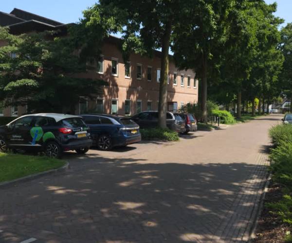 Omwonenden bestuurscentrum hebben zorgen over toenemende parkeerdruk