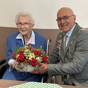 Feest in het Wijbosch, zuster Egberta Baltussen 100 jaar