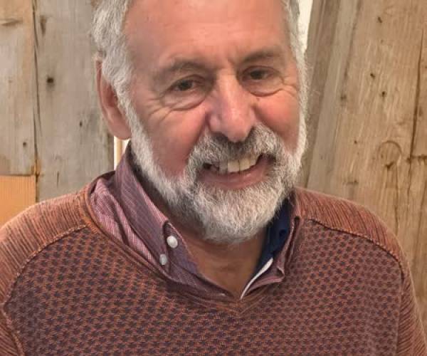 Opa Harry loopt samen met kleinzoon Jasper de Krollenloop