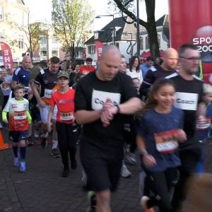 Jubileumeditie Krollenloop trekt 2200 deelnemers (video)