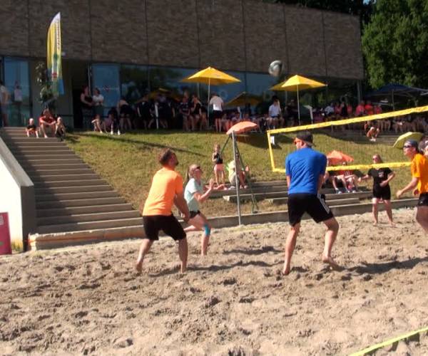 Voor de 10e keer beach-volleybaltoernooi inSint-Oedenrode (video)