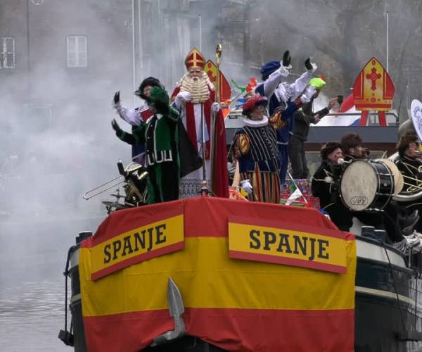 Grandioze Sinterklaasintocht in Veghel