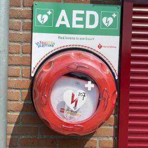 AED's gestolen en vernield