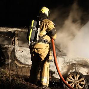 Auto brandt volledig uit in Sint-Oedenrode