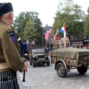 Parachutesprongen en LTF-Kampement te bewonderen in Sint-Oedenrode (video)