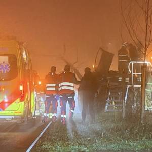 Bestuurder zwaar gewond na ongeval aan Steeg in Schijndel
