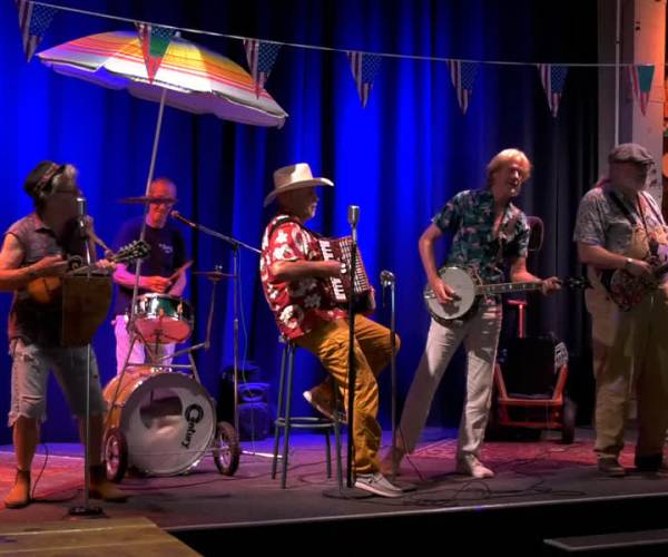 Muzikale ‘Afzakkereisjes’ blijken aan te slaan (video)