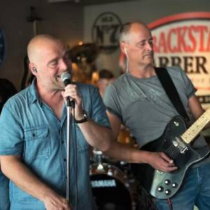 Kings and Jokers met blues en rock in Afzakkerij