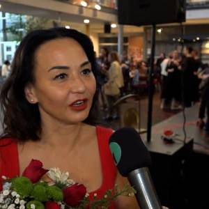 Een droom komt uit voor Elmira uit Oezbekistan (video)