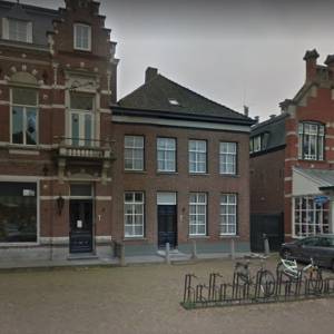 Plan voor boetiekhotel op Markt in Rooi