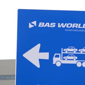 SP zet vraagtekens bij parkeerterrein BAS Trucks (video)