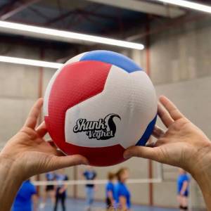 Volleybalvereniging Skunk komt met beginnerscursus ‘Start to Volley’