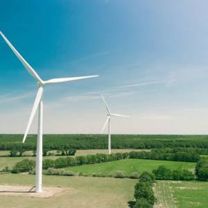 Windturbines A50 draaien pas over ruim 2 jaar