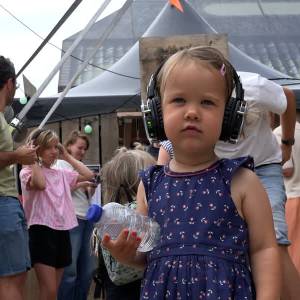 Lekker chillen met de kinderen op het Schijndelse strand (video)