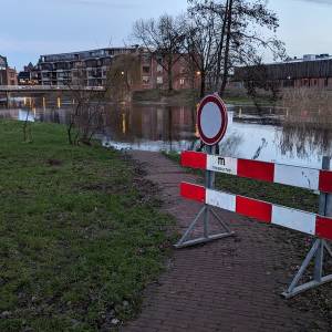Deel Julianapark afgesloten vanwege wateroverlast