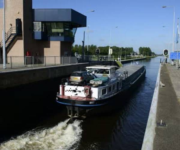 3D-scan brengt schade aan sluis in beeld