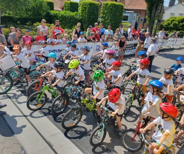 Erp wordt omgetoverd tot wielerwalhalla tijdens de ‘Erpse Wielerronde’