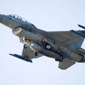F-16's en F-35's vliegen komende weken in avond
