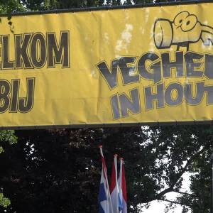 Veghel in Hout van start