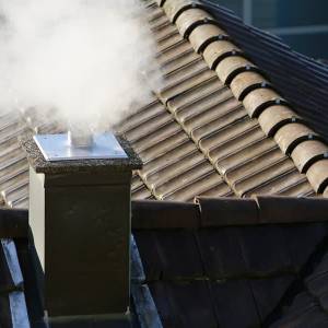 Schoorsteen mag in Meierijstad gewoon blijven roken; motie over stookverbod verworpen