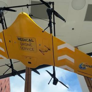 Bloed en medicatie verJBZ ontwikkelt samen met de ANWB een medische drone (video)