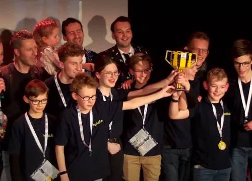 Rooise jongeren winnen regiofinale robotwedstrijd