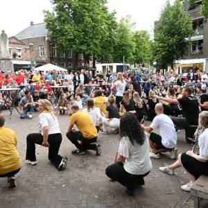 Rooi Blaost 2025: Blaasmuziek vult centrum Sint-Oedenrode voor de tweede keer (video)