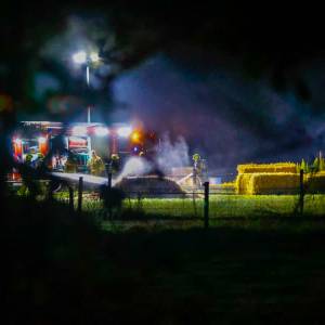 Hooibalen in brand bij bedrijf in Zijtaart