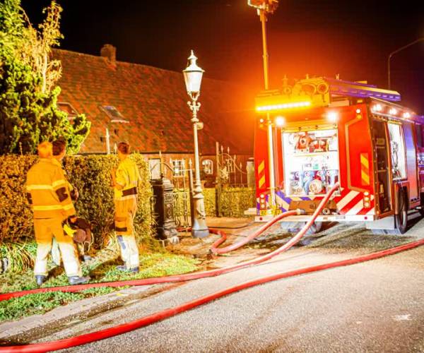 Brand in bijgebouw Pastoor van Vroonhovenstraat Schijndel snel geblust