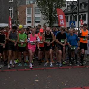 Ruim 1300 deelnemers aan Veghelse Krollenloop (VIDEO)