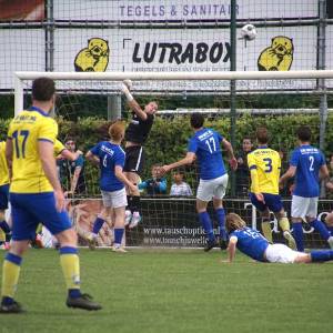 (Amateurvoetbal): Penalty beslist Schijndelse derby, Avanti ’31 dicht bij kampioenschap