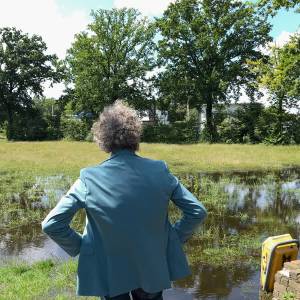 Fabriek Magnifique blijft op vaste plek ondanks wateroverlast (video)