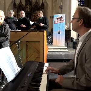 Rooi vol Koren officieel geopend in Martinuskerk