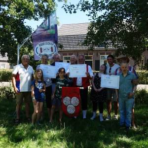 Buurtschap Oud Rijsingen schenkt aan Goede Doelen