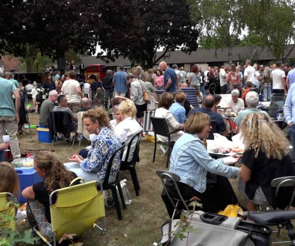 Coolboxconcert Screaming Billy: ’kleedje mee en genieten’ (video)