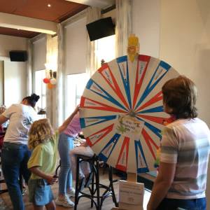 Zomerfestijn brengt jong en oud naar Dorpscentrum De Schakel (video)