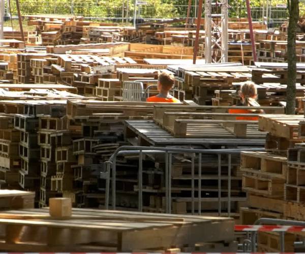 40E Veghel in Hout klaar voor de start (video)